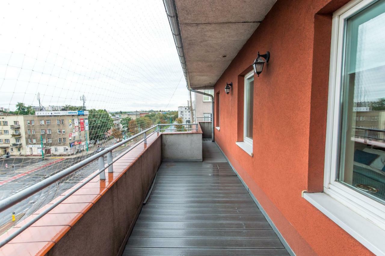 Super-Apartamenty Targi Poznanskie Exterior foto